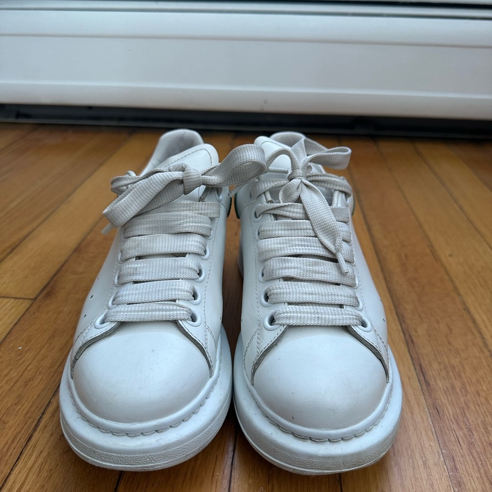 Alexander McQueen Oversized Sneakers
White & Green Croc-Print Leather Size 37.5 - Picture 12 of 16